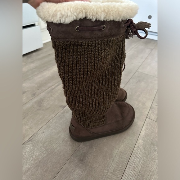 UGG Suburb Crochet Knit Slouch Suede Boots women’s size 8 - Picture 16 of 16